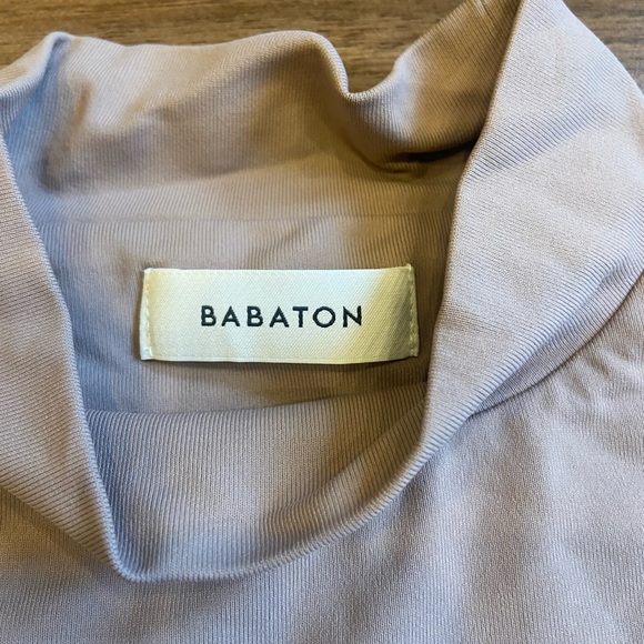 NWT Aritzia Babaton Contour Turtleneck Bodysuit - M - Picture 4 of 5
